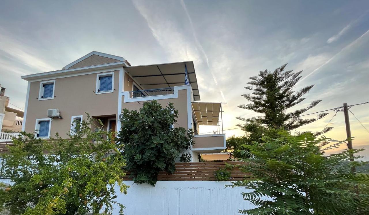 Villa Thea - Τhe View 1St Floor Áno Yerakaríon エクステリア 写真