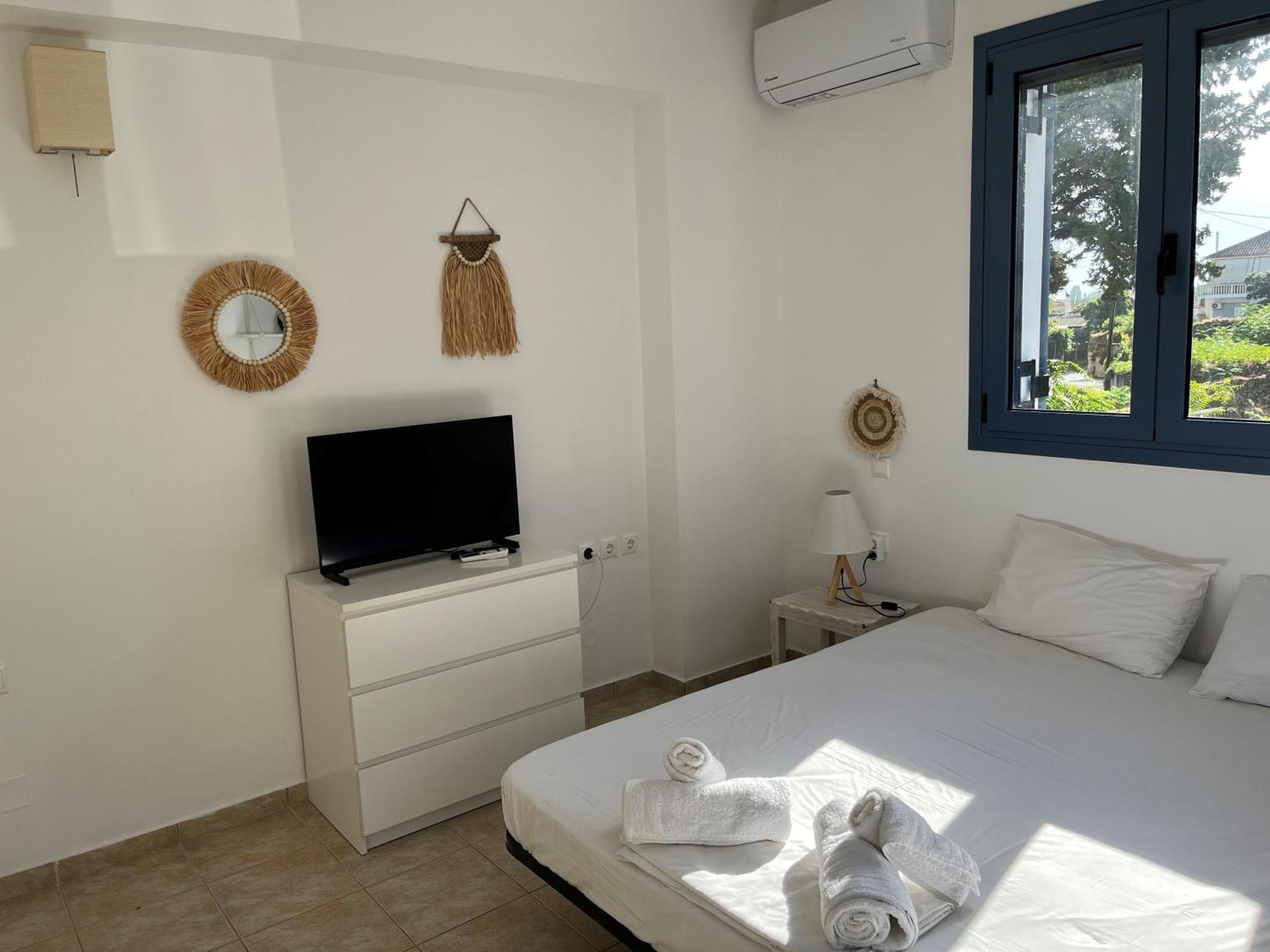 Villa Thea - Τhe View 1St Floor Áno Yerakaríon エクステリア 写真